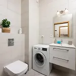 Apartamento 11th Floor Praga View By Bookinghost Varsovia