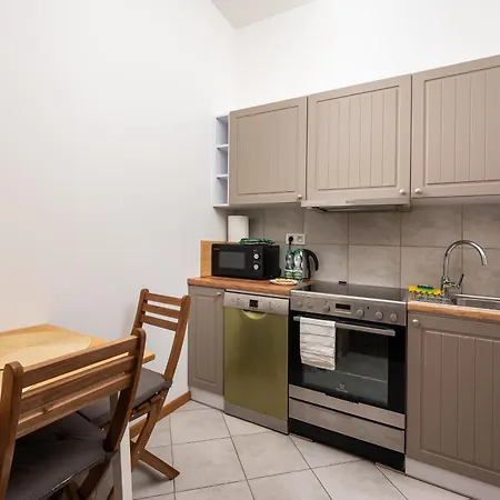 11th Floor Praga View By Bookinghost * Warszawa