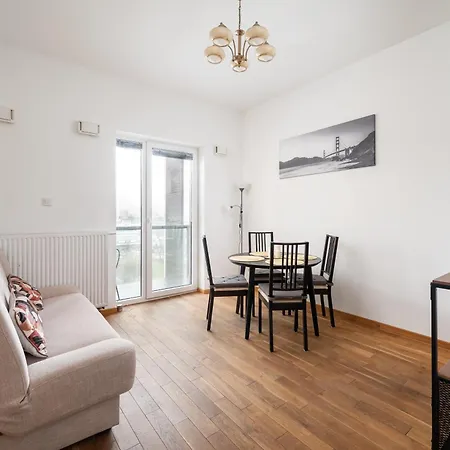 Lejlighed 11th Floor Praga View By Bookinghost