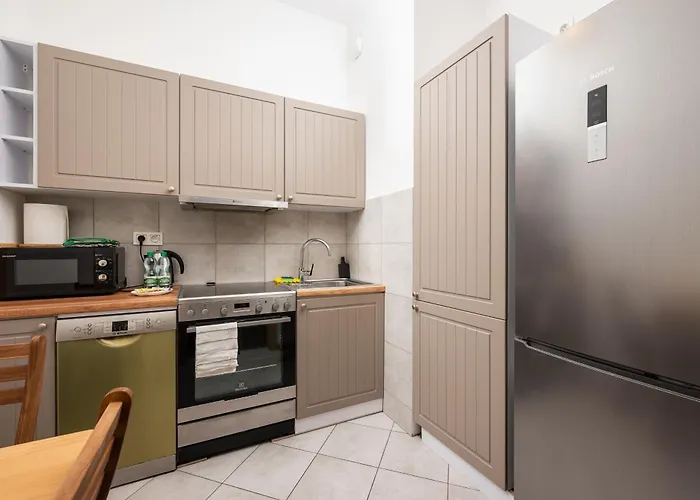 11th Floor Praga View By Bookinghost *