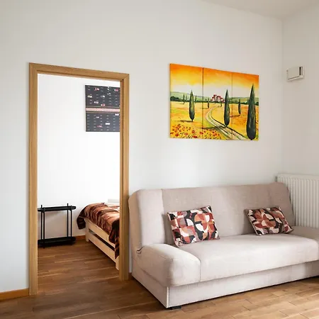 11th Floor Praga View By Bookinghost Varšava