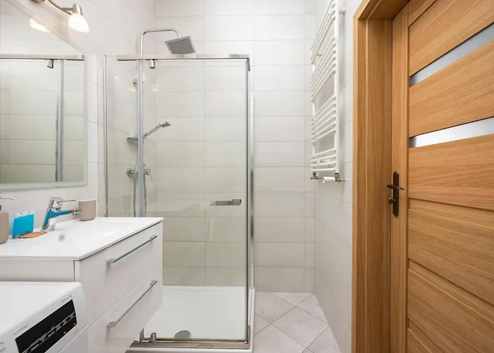 11th Floor Praga View By Bookinghost